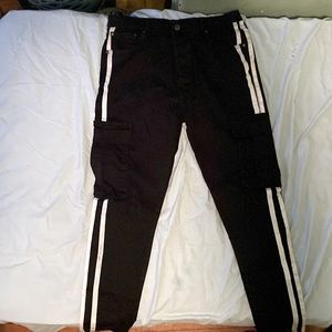 Jeans with a stretchy feel